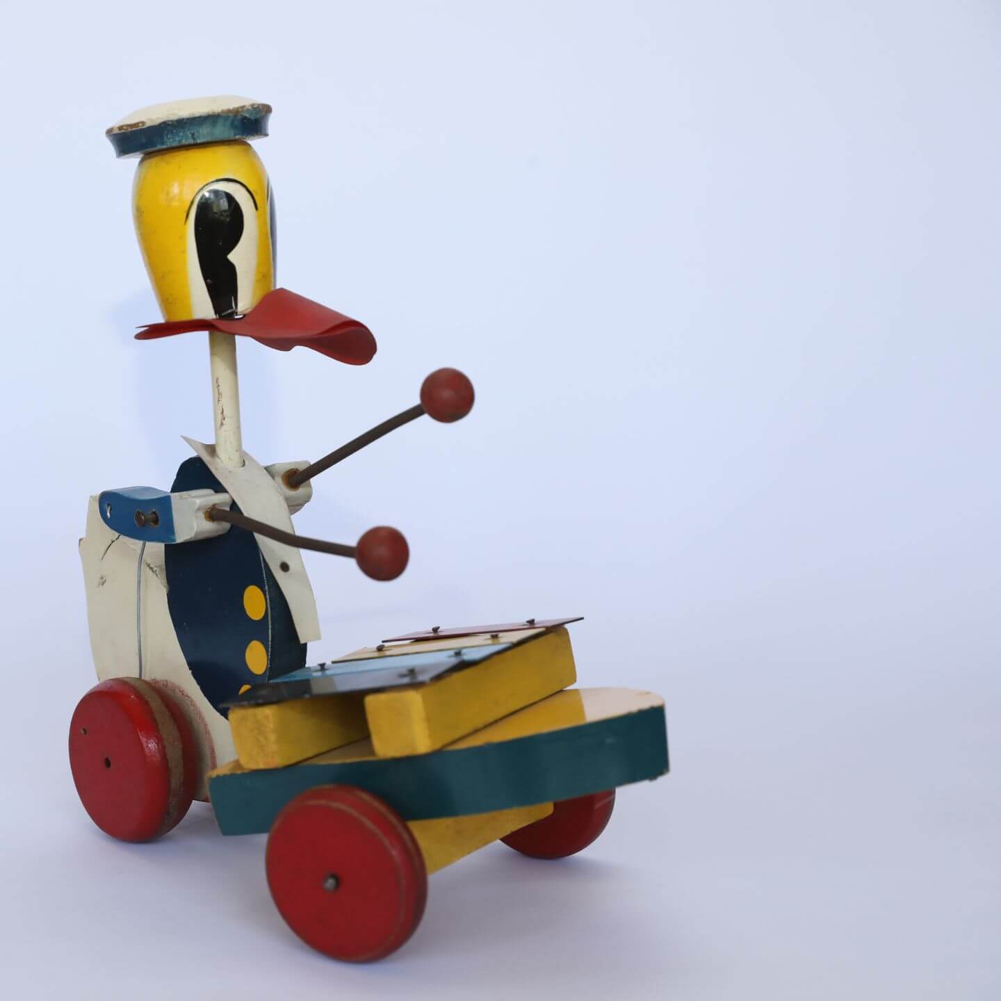 Juguetes de madera, materia ancestral