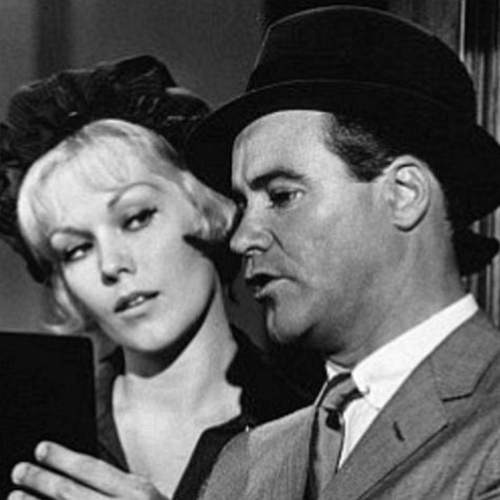 La misteriosa dama de negro  