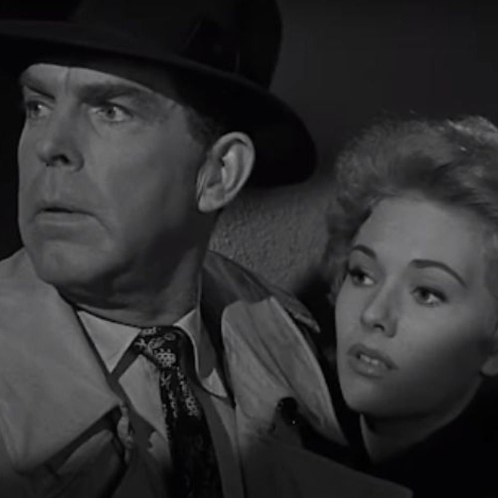 Pushover, La casa Número 322 