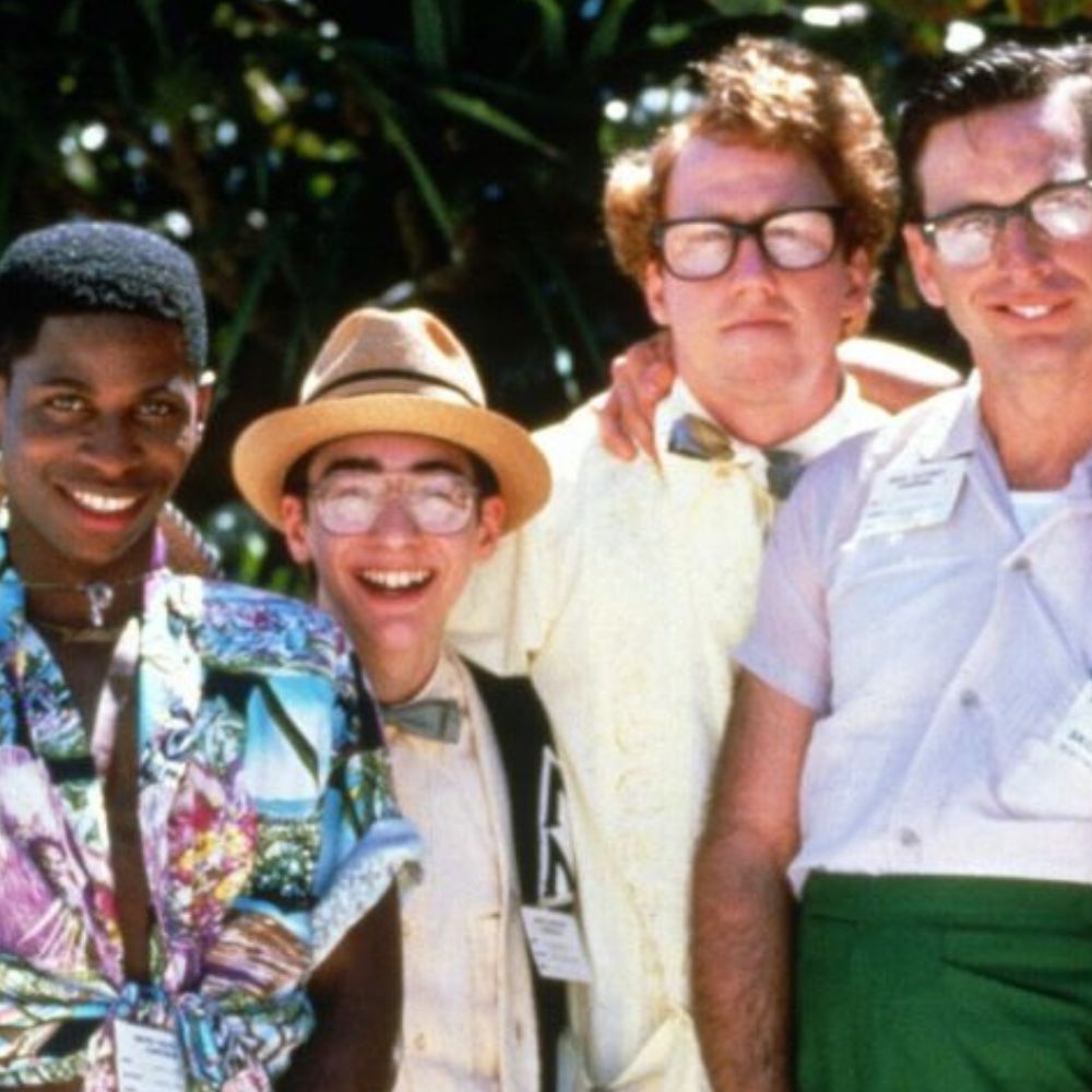 La venganza de los Nerds 2, en el paraíso  